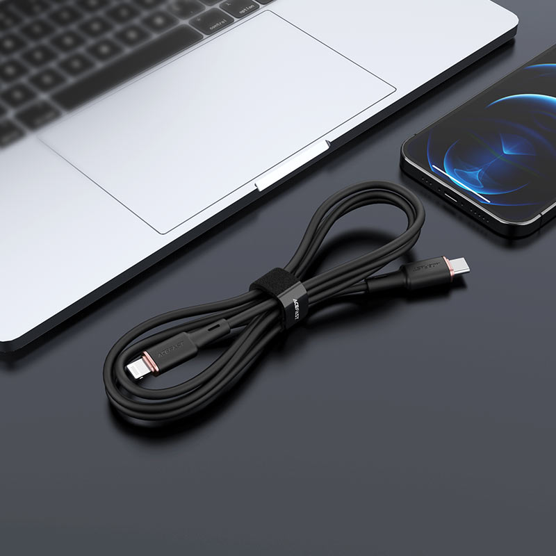 BC2-01 Usb-C to Lightning zinc alloy silicone charging data cable