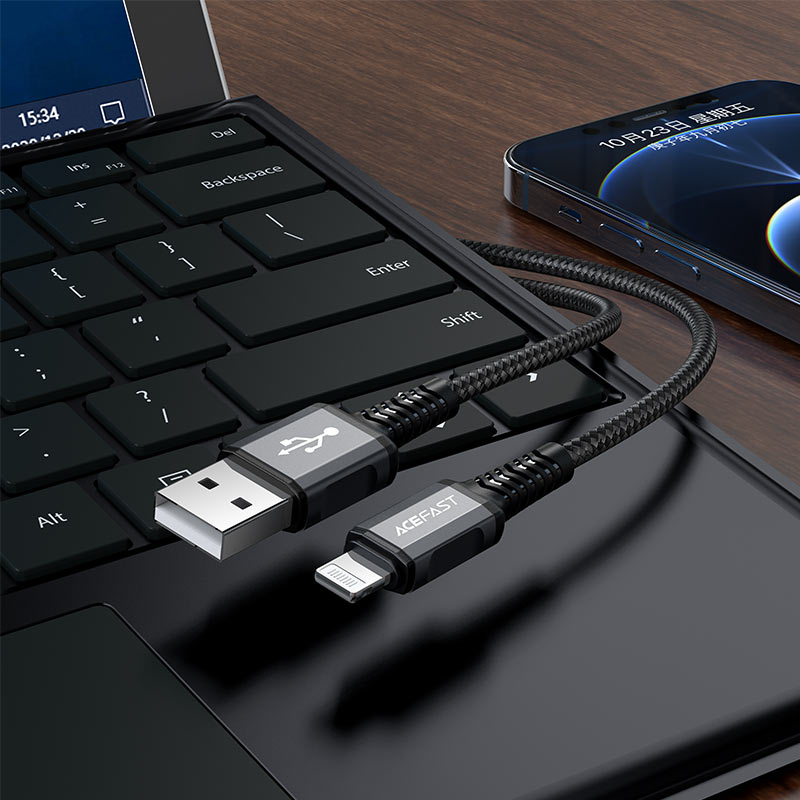GC1-02 USB-A to Lightning aluminum alloy charging data cable