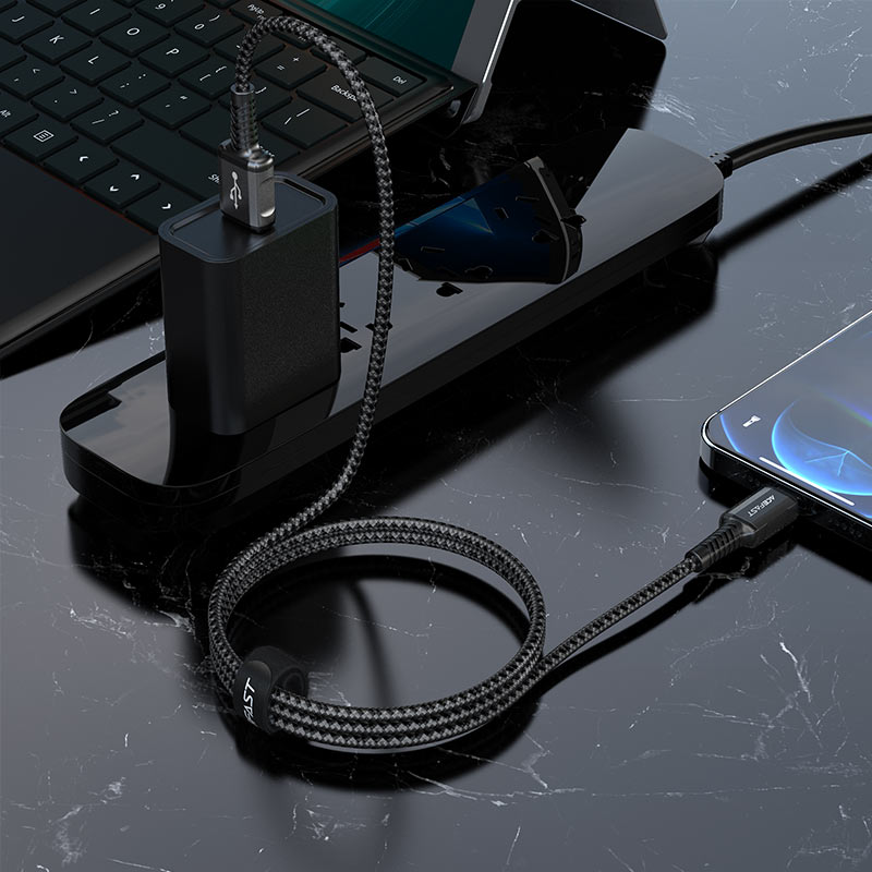 GC1-02 USB-A to Lightning aluminum alloy charging data cable